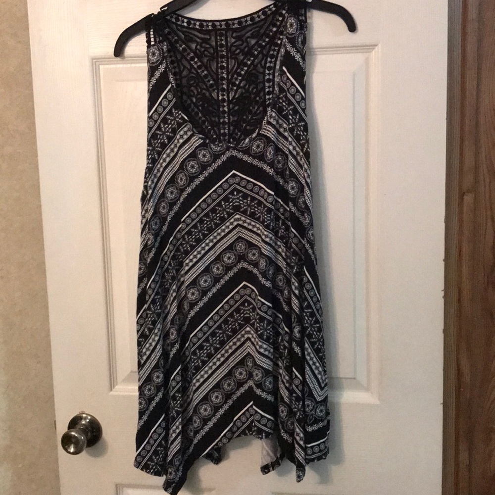 Sleeveless top!